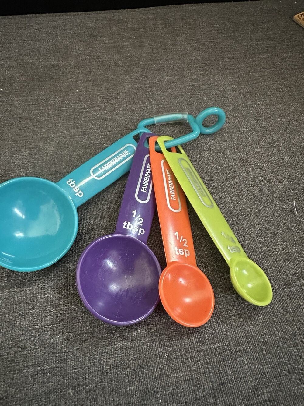 Farberware Colorful Measuring Spoons Set of 4 Plastic Kitchen Baking